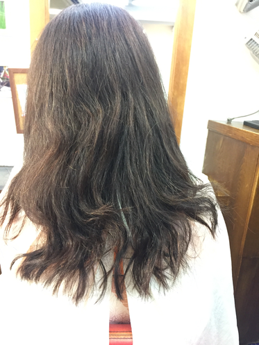 和装のヘアセットの定番の夜会巻きでウットリ 綺麗な夜会は襟足できまる