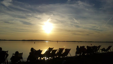 fair4world - Radtour Chiemsee - Bayern - Sonnenuntergang in Übersee