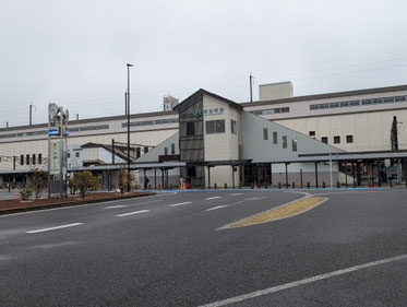 新白河駅高原口（「新白河駅がある西郷村」と書かれている）