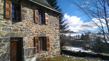 location neige été à la montange laguiole à Curières