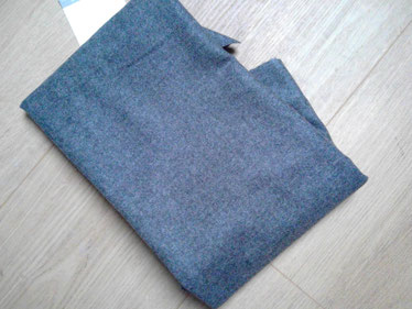 Stoffnummer WL7 Feinloden grau ca. 200g m2
