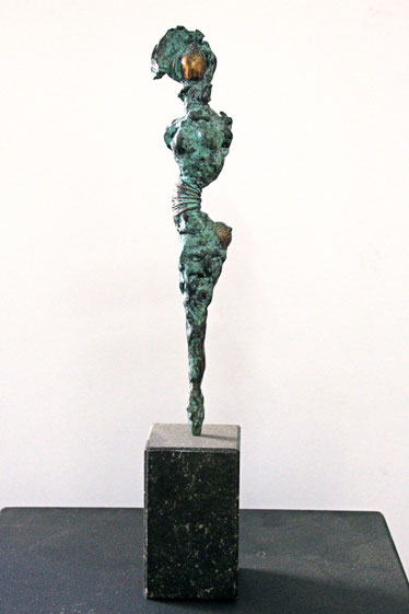 "Figur", Bronze und Naturstein, Höhe: 37 cm