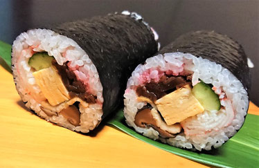 幸福巻き かにかま入り 800円(税別)