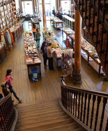 a-vida-portuguesa-souvenirs-shop-porto-best-things-to-do