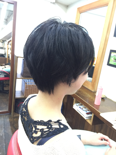 横浜の無責任美容師☆奥条勇紀☆ロングスタイルからショートスタイルへお任せカット