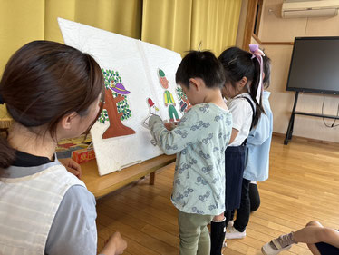 『すてきな♪すてきな♪帽子屋さん♪』