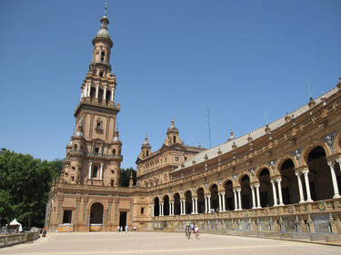 Wunderschöne "Plaza de Espana" in Sevilla