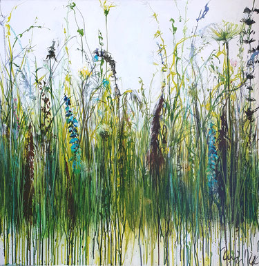 „Junigras“ fängt die Fülle und Üppigkeit des Sommers ein. Die harmonische Farbpalette und die sanften Übergänge schaffen eine beruhigende Atmosphäre.