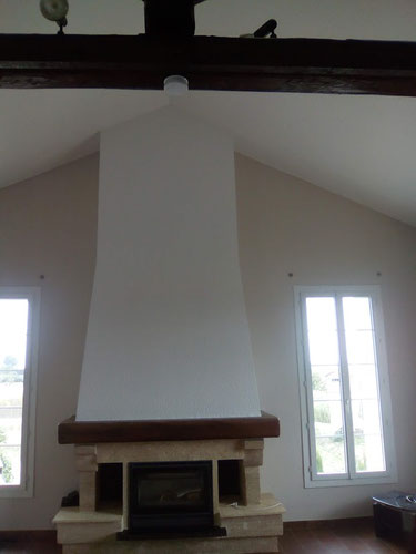 Peinture intérieure à Corneilhan par Peinture Audiffren – peinture de plafonds, murs, portes, fenêtres, boiseries et pose de revêtement mural