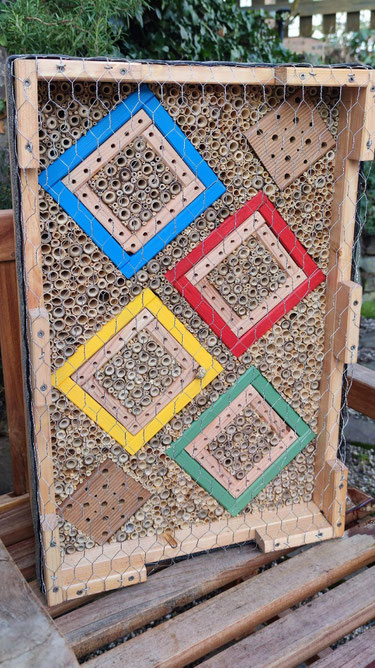 M2 Wildbienenbrutstätte / Breite 41, Höhe 60, Tiefe 21.5cm / € 225