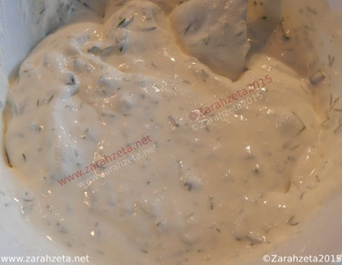 Zarahzetas Lebenskunst mit Sour Creme als Dip
