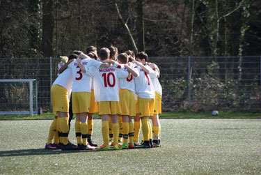 Einschwören nach der Auftaktniederlage vom letzten Spieltag