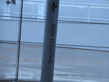 SMOKERS'   POLE