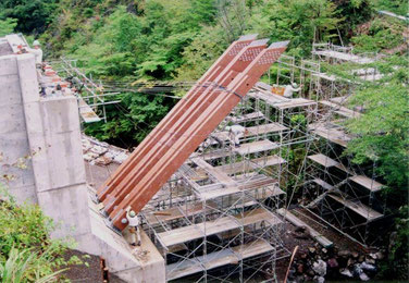 建て方(方杖)