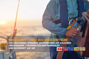 Skipper mit Sicherheitsgurt am Steuer bei Sonnenuntergang – EXCELLENT™ Skipperkurse des HOZ HOCHSEEZENTRUM™ auf Balearen und Kanaren, Training für Präzision und Sicherheit auf See