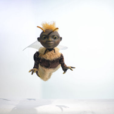 Marionette Honigbiene