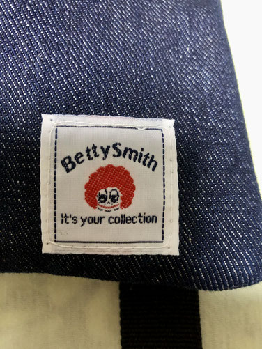 可愛い「Betty Smith」タグ
