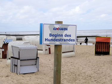 Hinweisschild am Hundestrand in Sahlenburg