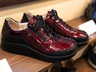色違いはSALE中です! <OTARU・ボルドーエナメル・30%off>