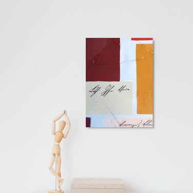 Abstrakte Malerei in warmen Rot-, Orange- und Rosé-Tönen mit Spachtelstrukturen und Schriftzügen im Vintagestyle.