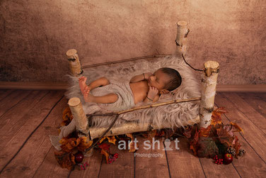 Newborn Fotoshooting NRW beste Neugeborenen Fotografie