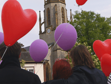 Für Liebe in Vielfalt warb der „Rainbow-Flash“ mit bunten Luftballons. Foto: Kerstin Jacobsen