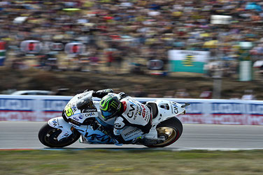 Cal Crutchlow auf seiner Honda in der MotoGP in Brünn