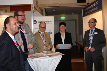 Zertifikatsübergabe an walterservices auf der Call Center World in Berlin