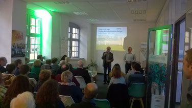 standing in the front left: Werner Vogt, at the rigt: Clemens Ronnefeldt