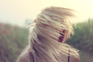 blonde Haare