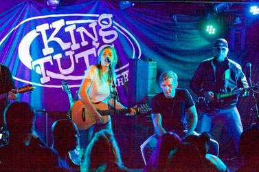 zoee, zoee tribe, zoee singer, zoee country music, zoee & the band, country artist, country music, pop country, unsigned, singer, songwriter, country music, country to country, zoee official, zoee and the band