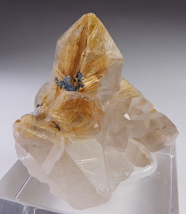 Quartz with Rutile