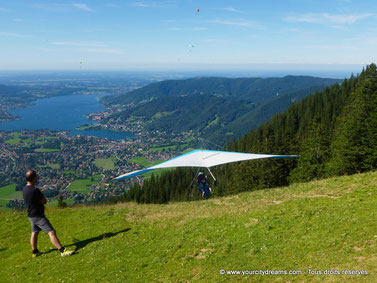 Tourisme en Bavière - Delta plane près de Tegernsee