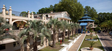 Vue extérieure thermes de Cambo