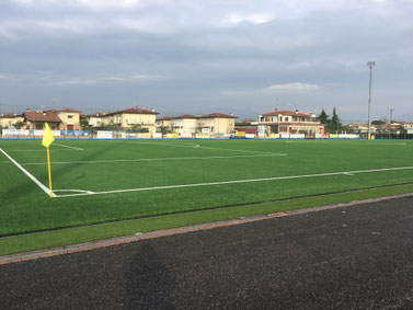 Kunstrasenplatz für Football Camp