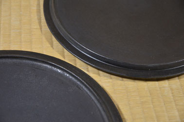 黒色器には黒漆仕上げで直しました