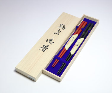 輪島塗箸 桐箱二膳入 乾漆松蒔絵】 - 創作漆器 金沢わこう【株式 輪島塗箸 桐箱二膳入 乾漆松蒔絵】 - 創作漆器 金沢わこう【株式