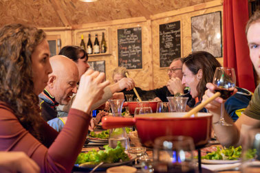 soiree fondue sous yourte à valmorel en savoie