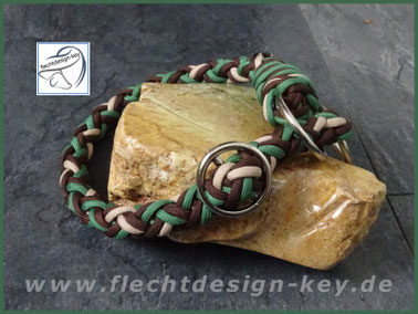 Rundgeflochtenes Halsband mit Zugstopp aus Paracord