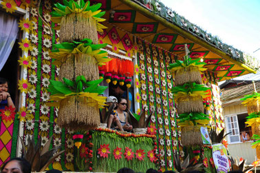 © joahnadiyosa. Quelle: https://joahnadiyosa.wordpress.com/2011/11/18/pahiyas-festival-2011/