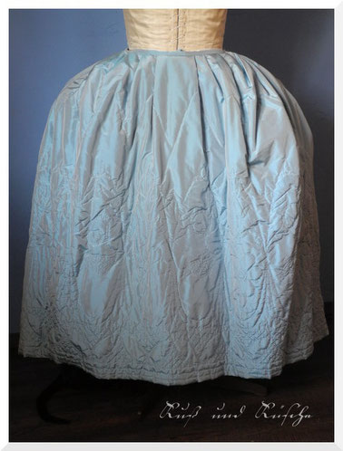 18th century hand quilted petticoat, made from Silk 