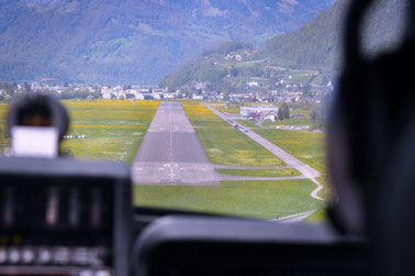 LSMF Anflug auf RWY 01