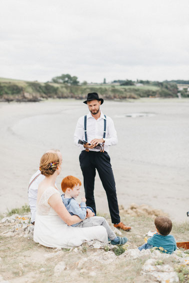 Freie Trauung, Hochzeitsredner, Heiraten im Freien, Hochzeit am Meer, Trauredner, Strauß und Fliege