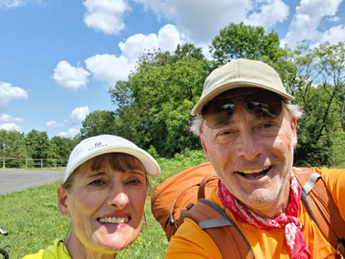 Elke aus Marburg. Topfit mit dem Rad (ohne Motor) von Marburg in die Bretagne. Kompliment!