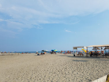 Am Strand von Sarzana, ital. Riviera (La Spezia)