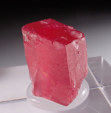 Gemmy Rhodonite