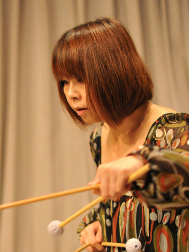 ビブラフォン 山下真理 プロフィール