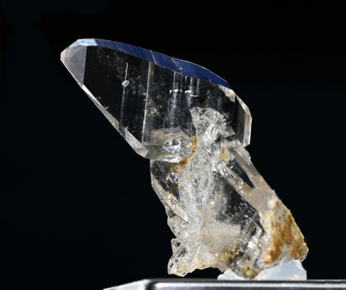 Bild vom Fotoabend: Quarz (Doppelender im Tessinerhabitus, H: 4cm, Fundort: Cavagnoli, Sammlung: Ueli Wolf