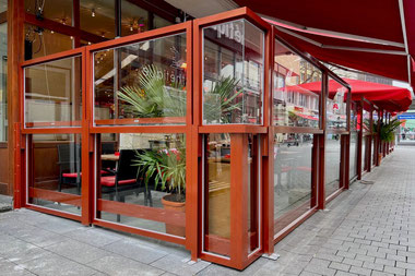 Windschutzsystem in der Höhe verstellbar 