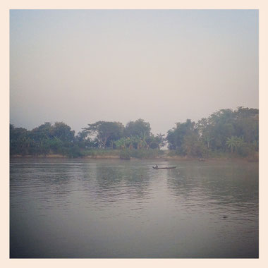 Sur le bateau pour Myaungmya, Birmanie, 29.01.2014